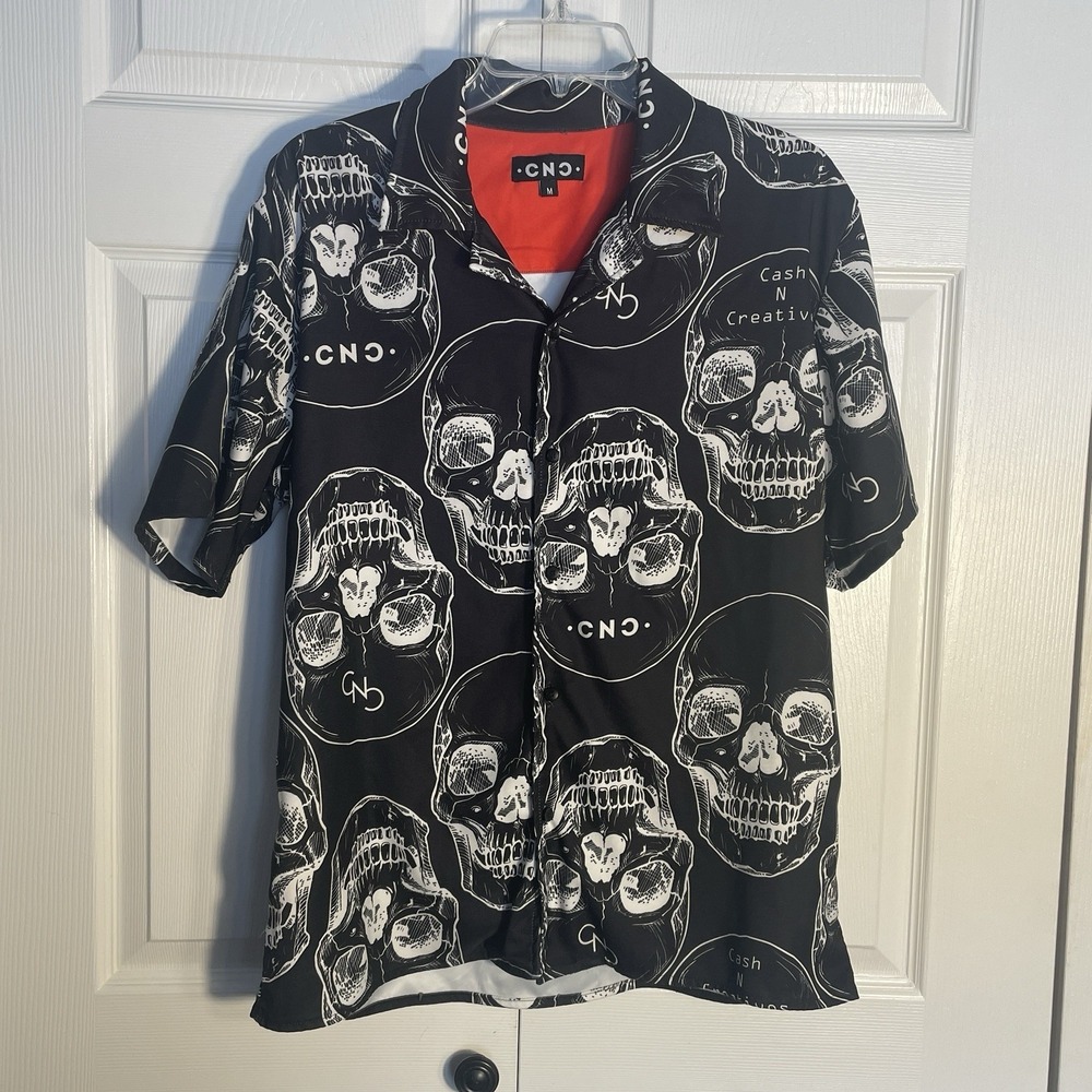 CNC Shirt Men M Black All Over Skulls Button Up Short Sleeve Cash N Creatives‎